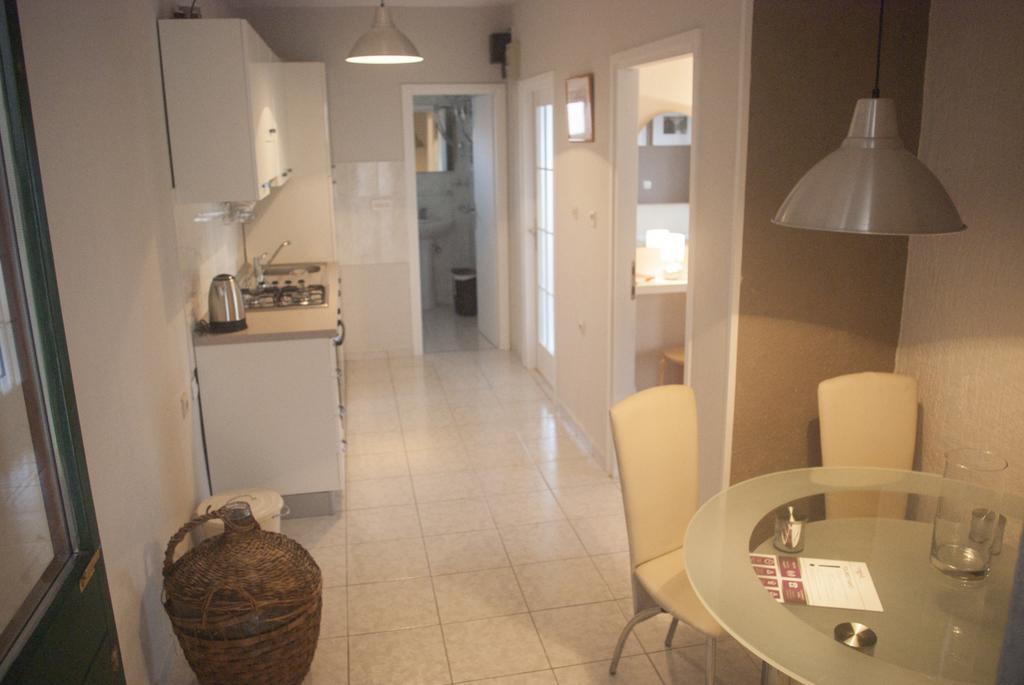Apartments Vongula Τρογκίρ Εξωτερικό φωτογραφία