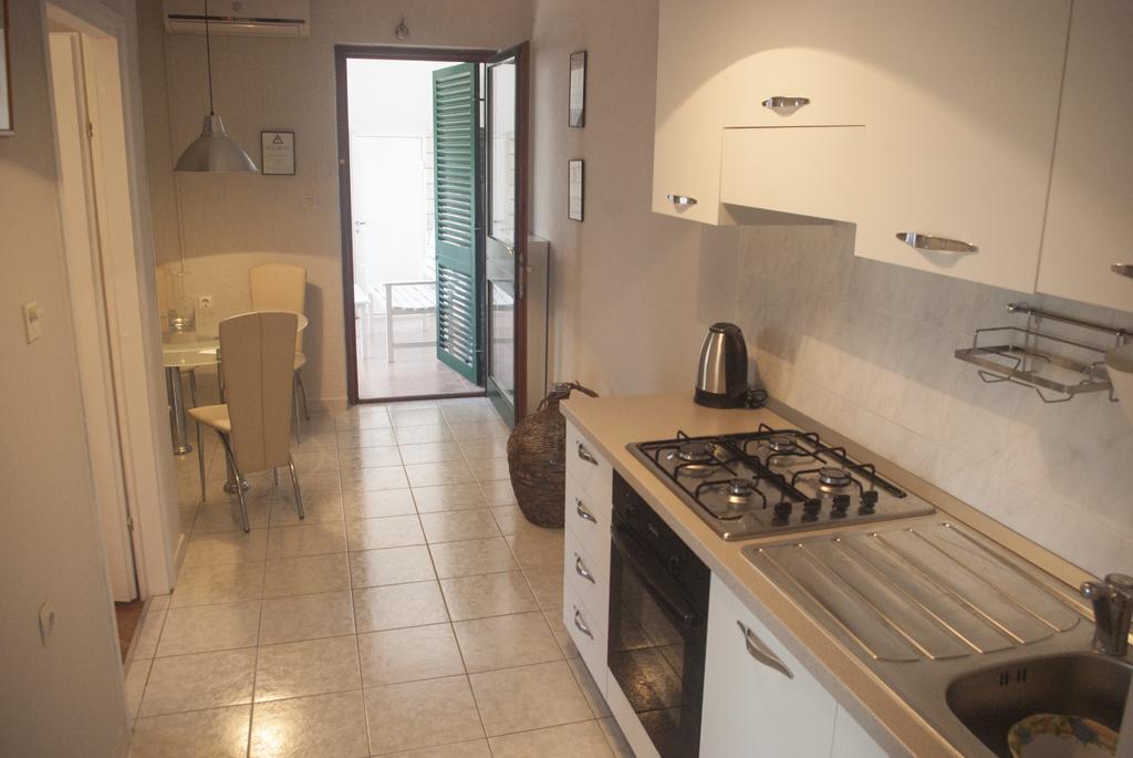 Apartments Vongula Τρογκίρ Εξωτερικό φωτογραφία