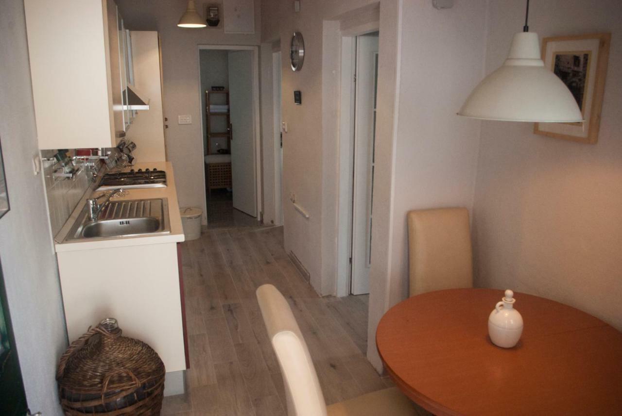 Apartments Vongula Τρογκίρ Εξωτερικό φωτογραφία